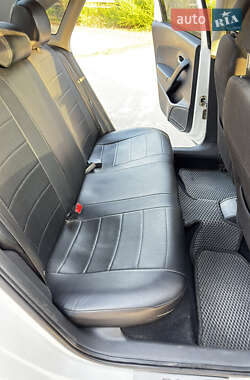Седан Volkswagen Polo 2011 в 
