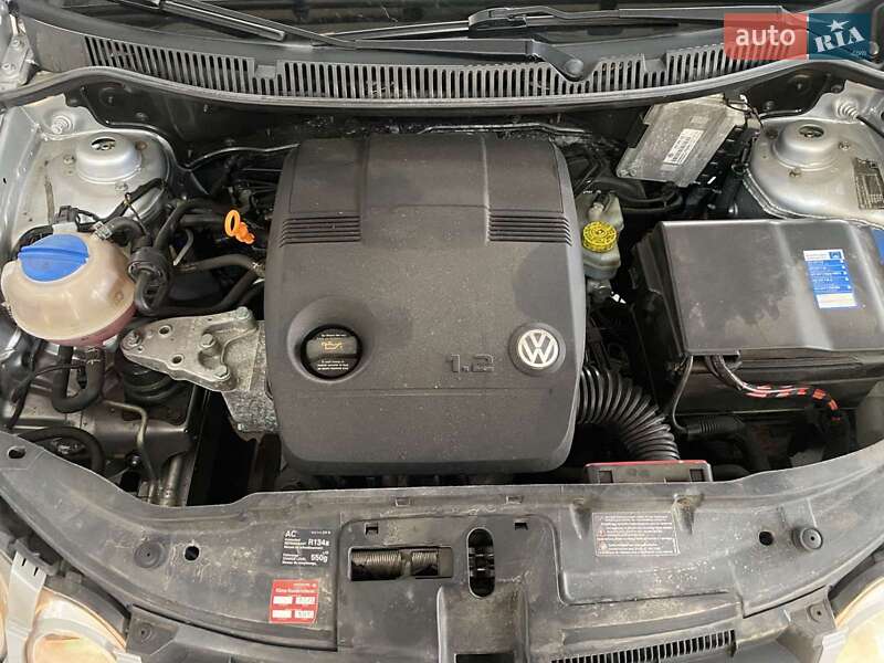 Хэтчбек Volkswagen Polo 2004 в Ровно