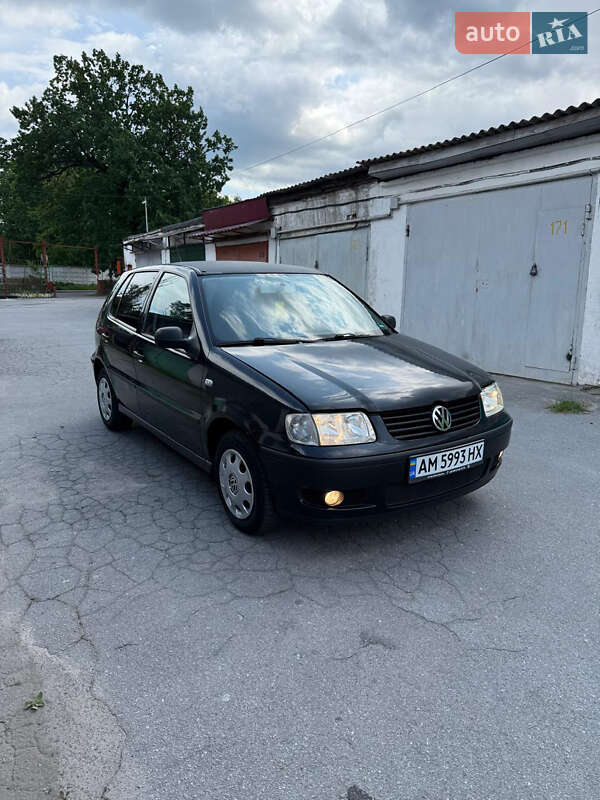 Хетчбек Volkswagen Polo 2000 в Житомирі