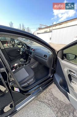 Хэтчбек Volkswagen Polo 2011 в 