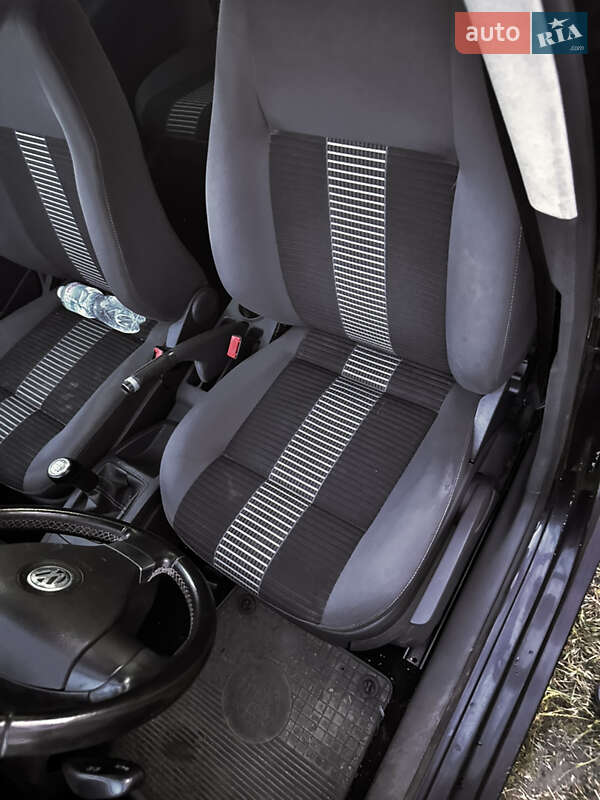 Хетчбек Volkswagen Polo 2009 в Дніпрі