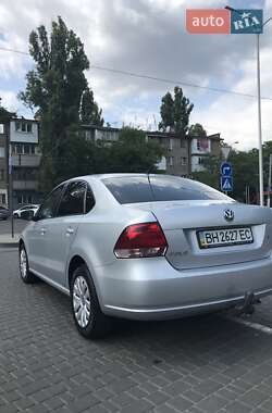 Седан Volkswagen Polo 2011 в 
