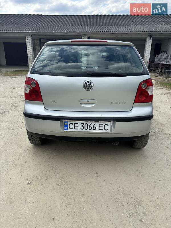 Хетчбек Volkswagen Polo 2003 в Чернівцях