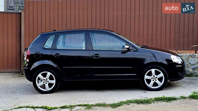 Хетчбек Volkswagen Polo 2008 в Полтаві