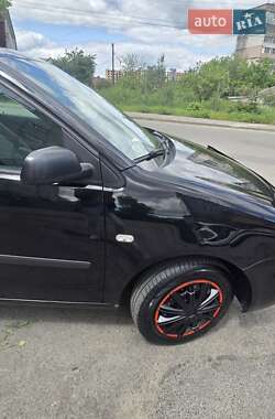 Хетчбек Volkswagen Polo 2003 в 