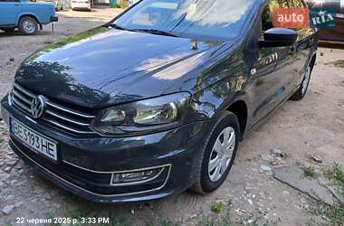 Седан Volkswagen Polo 2015 в Николаеве