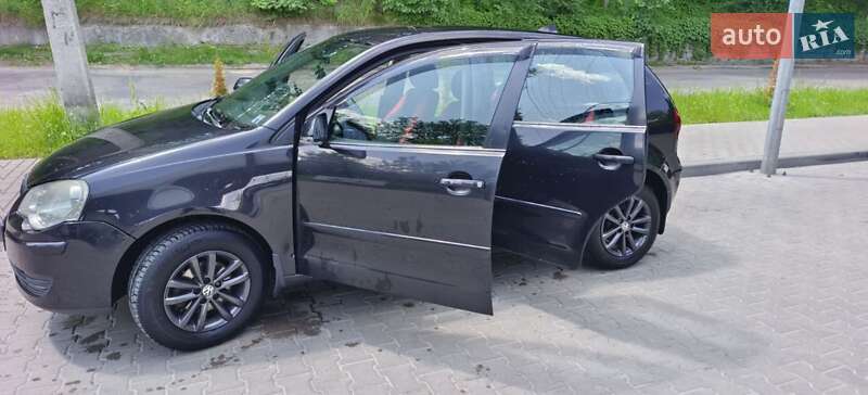 Хэтчбек Volkswagen Polo 2009 в Львове