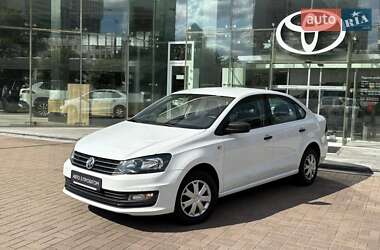 Седан Volkswagen Polo 2019 в Киеве