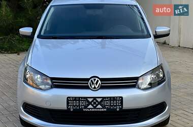 Седан Volkswagen Polo 2011 в 