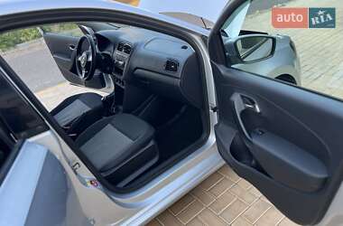 Седан Volkswagen Polo 2011 в 