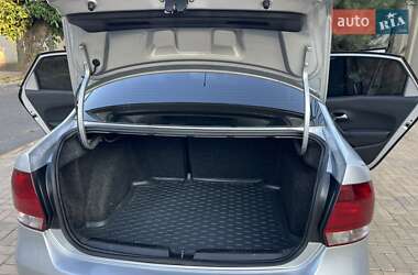 Седан Volkswagen Polo 2011 в 