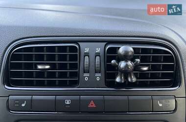 Седан Volkswagen Polo 2011 в 