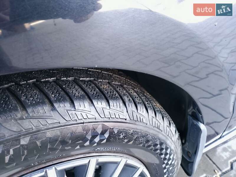 Седан Volkswagen Polo 2011 в Полонном