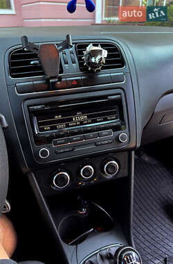Хетчбек Volkswagen Polo 2014 в 