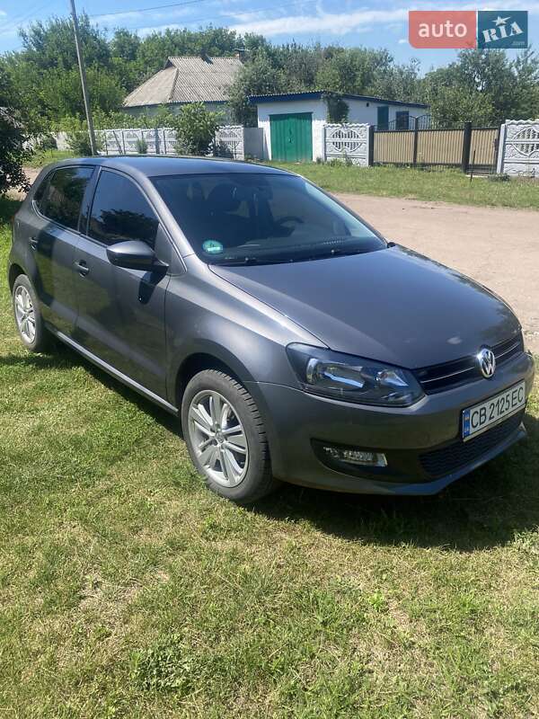 Хэтчбек Volkswagen Polo 2010 в Варве