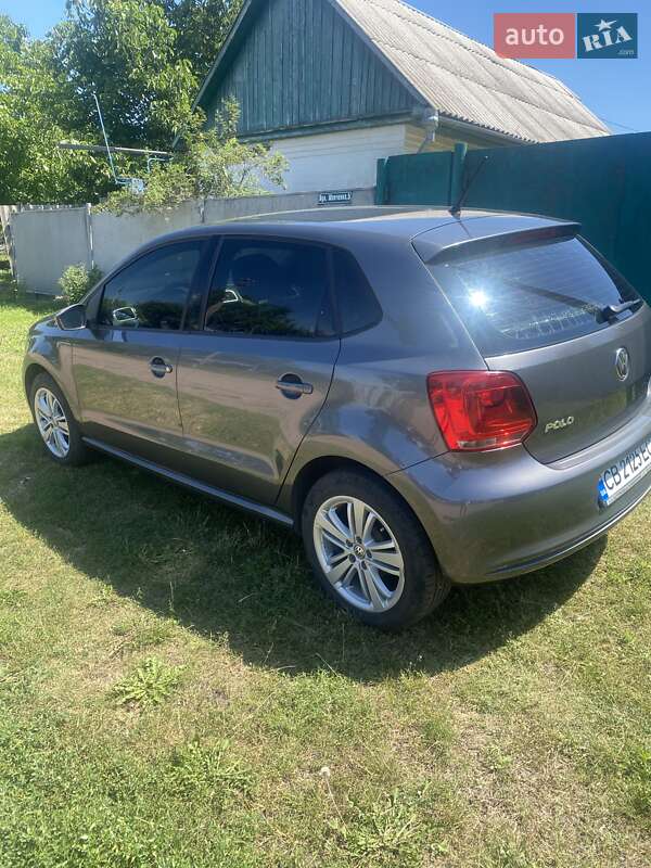 Хэтчбек Volkswagen Polo 2010 в Варве