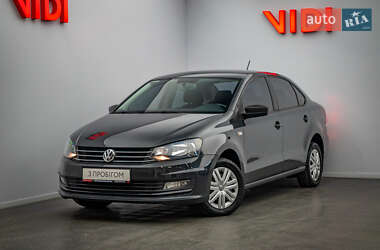 Седан Volkswagen Polo 2016 в Киеве