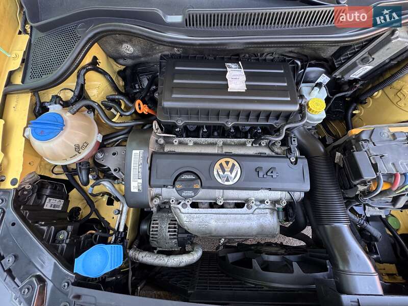 Хетчбек Volkswagen Polo 2010 в Києві