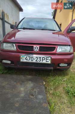 Седан Volkswagen Polo 1996 в Долине