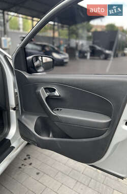Седан Volkswagen Polo 2013 в 