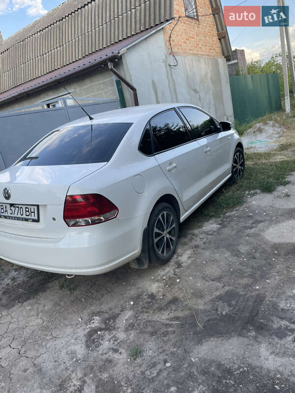 Седан Volkswagen Polo 2012 в Кропивницком