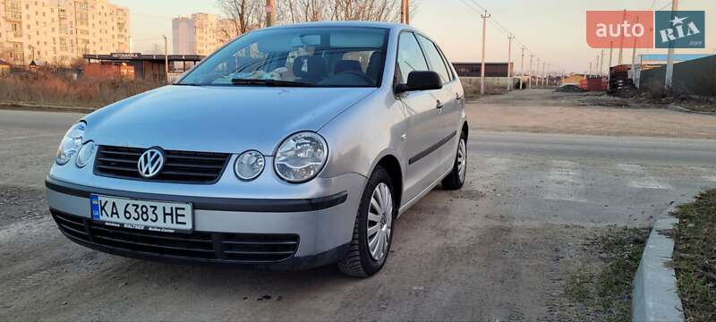 Хэтчбек Volkswagen Polo 2002 в Петропавловской Борщаговке