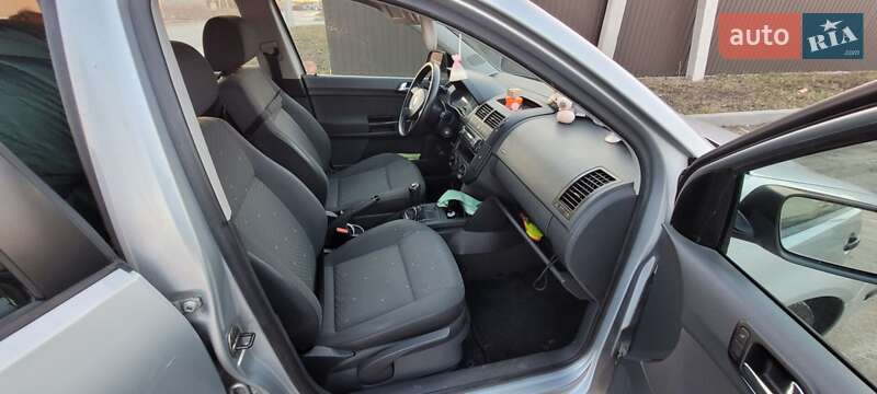 Хэтчбек Volkswagen Polo 2002 в Петропавловской Борщаговке