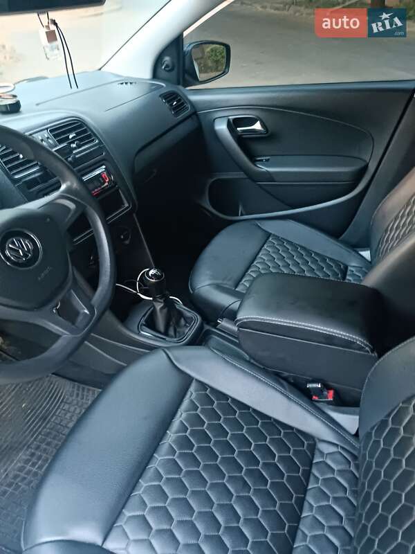 Седан Volkswagen Polo 2017 в Николаеве
