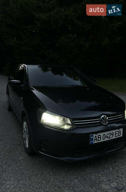 Седан Volkswagen Polo 2011 в Виннице