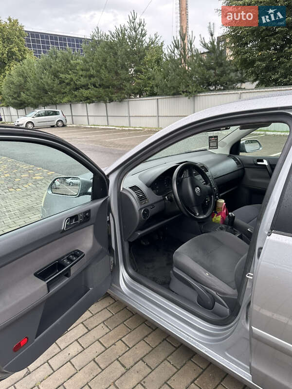 Хэтчбек Volkswagen Polo 2007 в Киверцах