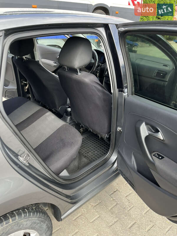 Хэтчбек Volkswagen Polo 2011 в Бережанах