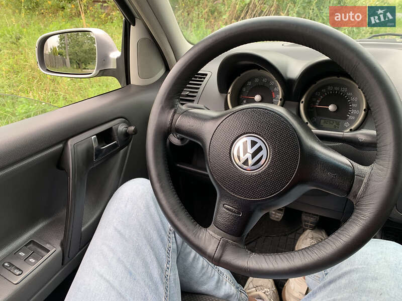 Volkswagen Polo 2000