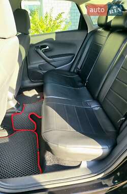 Седан Volkswagen Polo 2013 в Киеве