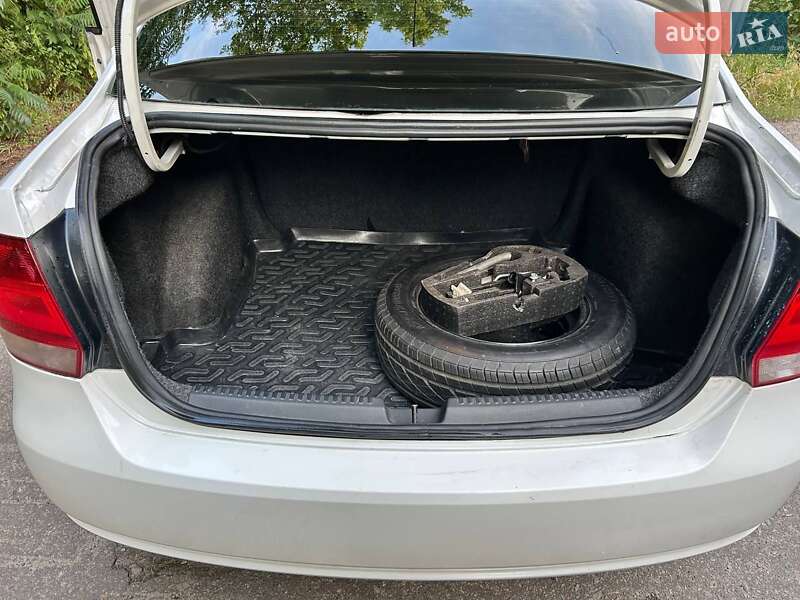 Седан Volkswagen Polo 2012 в Харькове