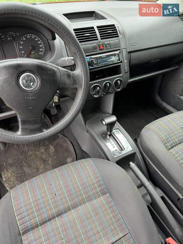 Хэтчбек Volkswagen Polo 2007 в Киеве