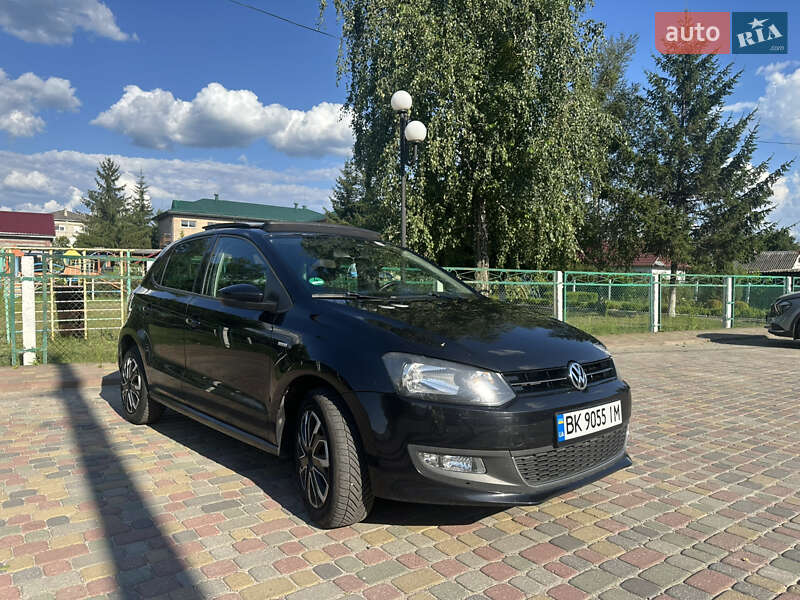 Хэтчбек Volkswagen Polo 2013 в Сарнах