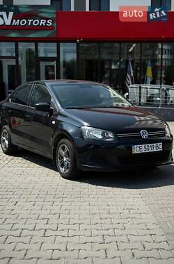 Седан Volkswagen Polo 2013 в Чернівцях