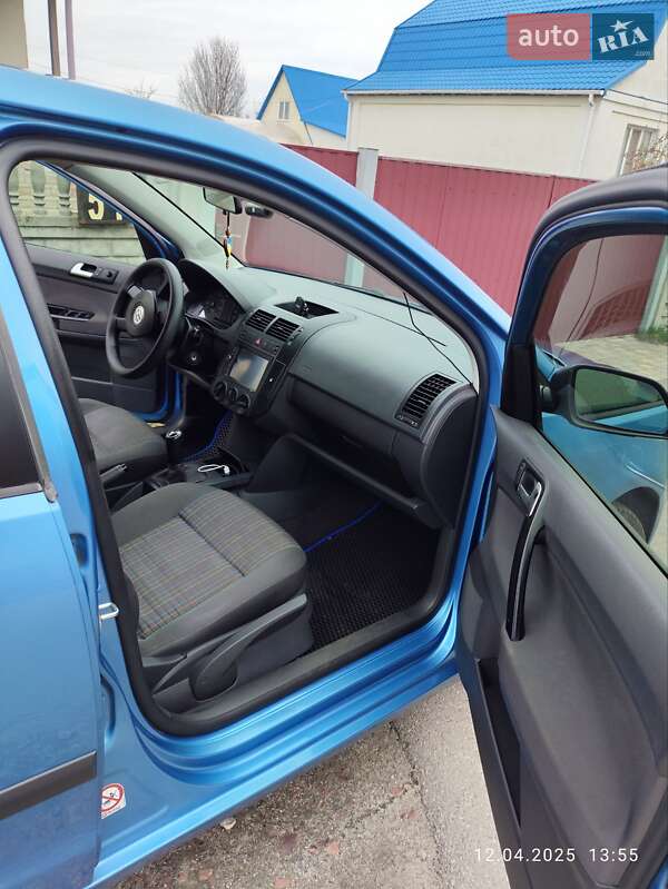 Хетчбек Volkswagen Polo 2006 в Попільні