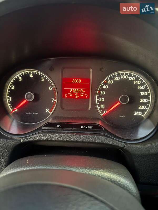 Седан Volkswagen Polo 2011 в Києві