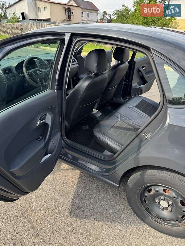 Седан Volkswagen Polo 2017 в Бучі