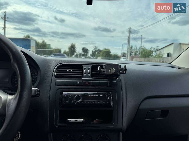 Седан Volkswagen Polo 2017 в Бучі