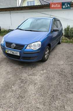 Хетчбек Volkswagen Polo 2006 в Милій