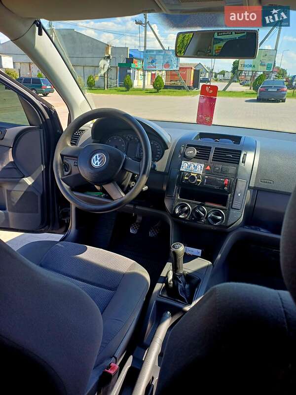 Хэтчбек Volkswagen Polo 2003 в Ковеле