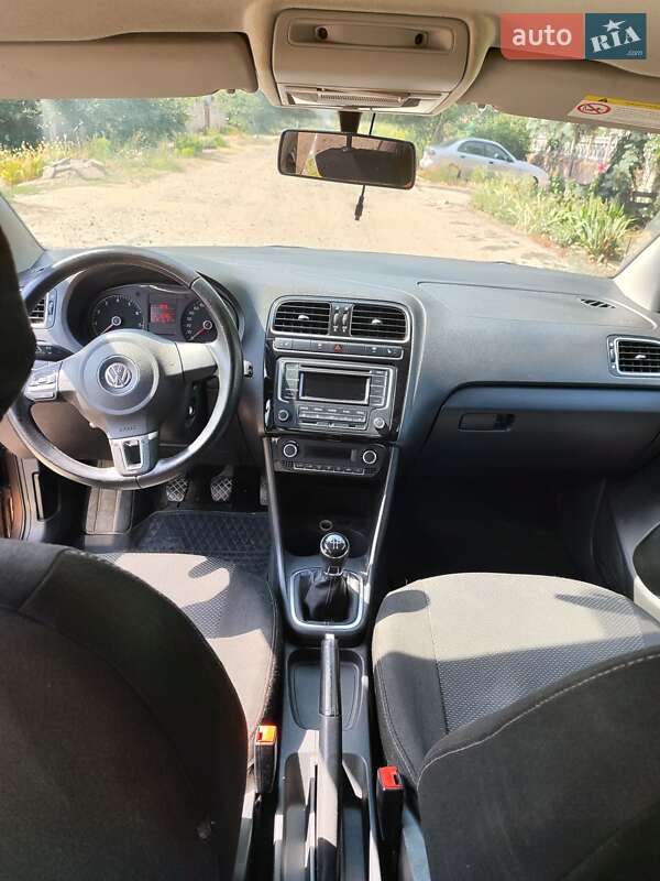Седан Volkswagen Polo 2014 в Николаеве фото 2 Седан Volkswagen Polo 2014 в Николаеве