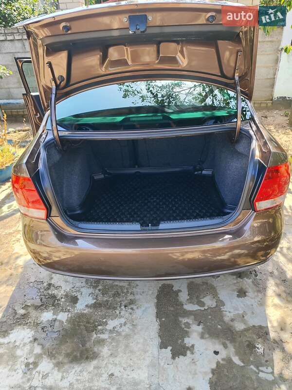 Седан Volkswagen Polo 2014 в Николаеве фото 8 Седан Volkswagen Polo 2014 в Николаеве