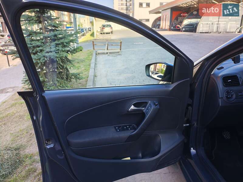 Хетчбек Volkswagen Polo 2014 в Львові