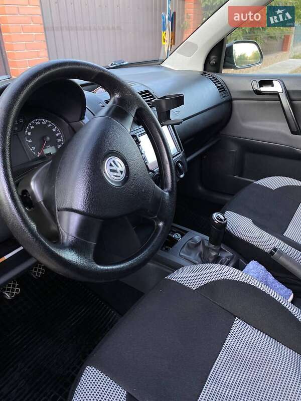 Хэтчбек Volkswagen Polo 2008 в Сарате