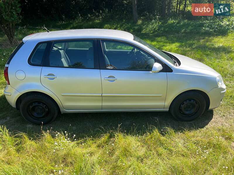 Хетчбек Volkswagen Polo 2005 в Костопілі