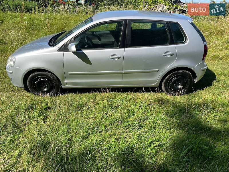Хетчбек Volkswagen Polo 2005 в Костопілі