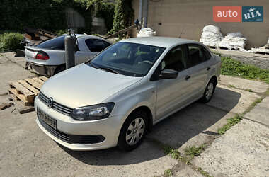 Седан Volkswagen Polo 2013 в Черкассах